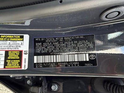 2025 Toyota Camry LE (SE)