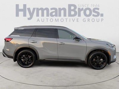 2025 INFINITI QX60 LUXE