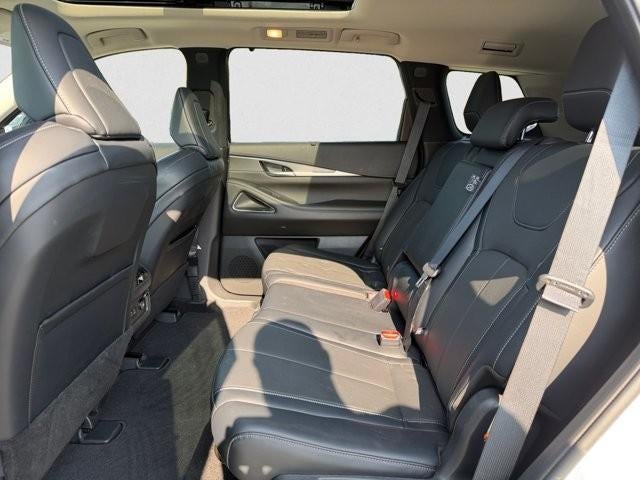 2023 INFINITI QX60 LUXE AWD