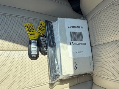 2024 INFINITI QX60 LUXE AWD