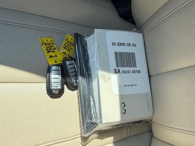 2024 INFINITI QX60 LUXE AWD