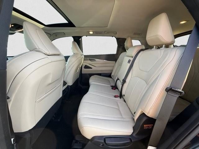 2023 INFINITI QX60 LUXE AWD