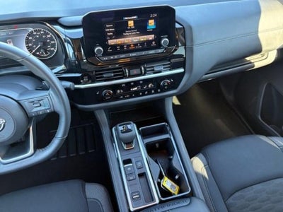 2025 Nissan Pathfinder SV 2WD