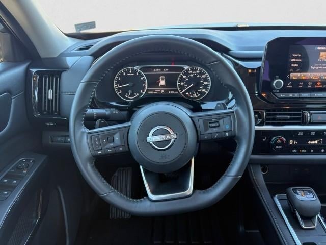 2025 Nissan Pathfinder SV 2WD