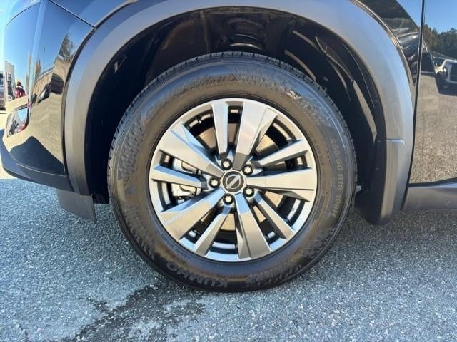 2025 Nissan Pathfinder SV 2WD