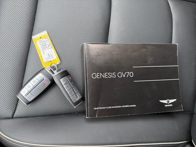 2024 Genesis Electrified GV70 Advanced AWD