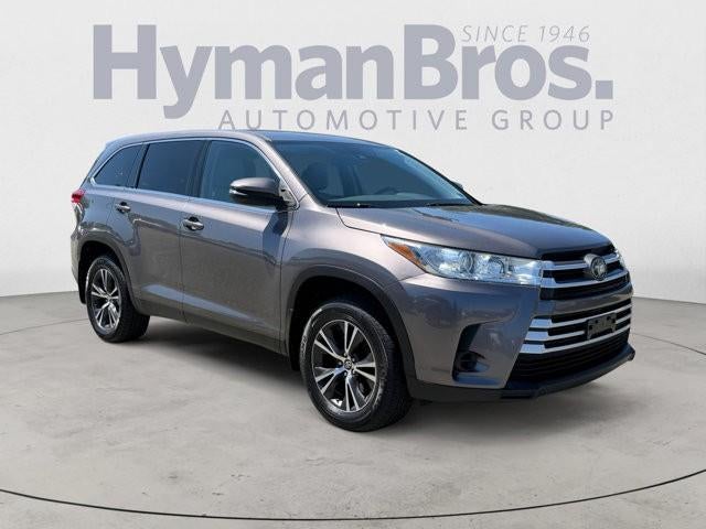 2019 Toyota Highlander LE V6 AWD (SE)