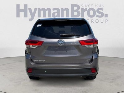 2019 Toyota Highlander LE V6 AWD (SE)