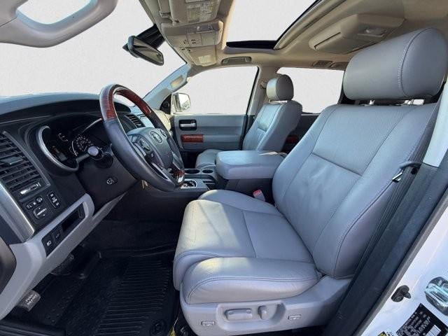 2018 Toyota Sequoia Platinum 4WD (Natl)