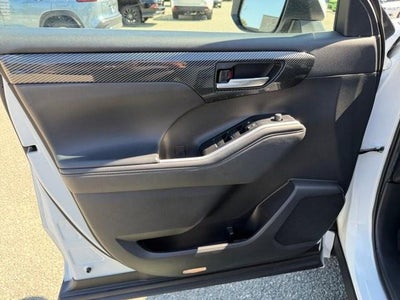 2022 Toyota Highlander XLE AWD (Natl)