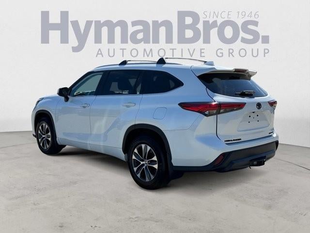 2022 Toyota Highlander XLE AWD (Natl)