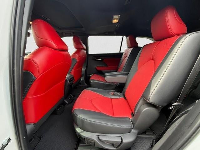 2023 Toyota Highlander Platinum FWD (Natl)