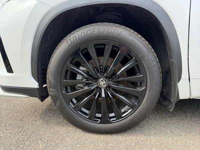 2023 Toyota Highlander Platinum FWD (Natl)