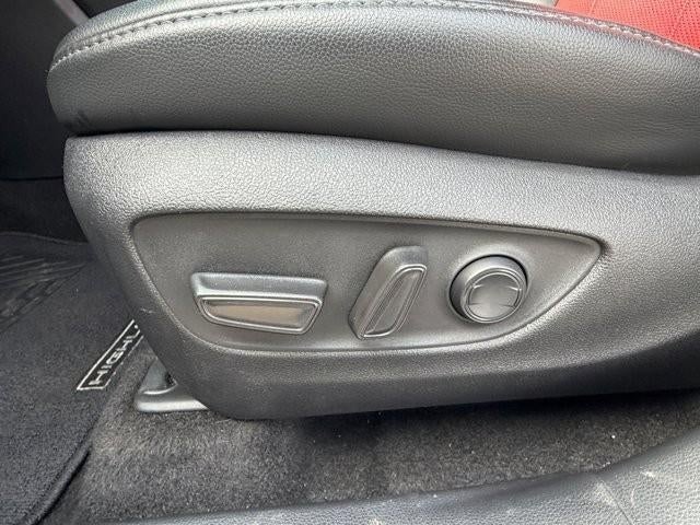 2023 Toyota Highlander Platinum FWD (Natl)