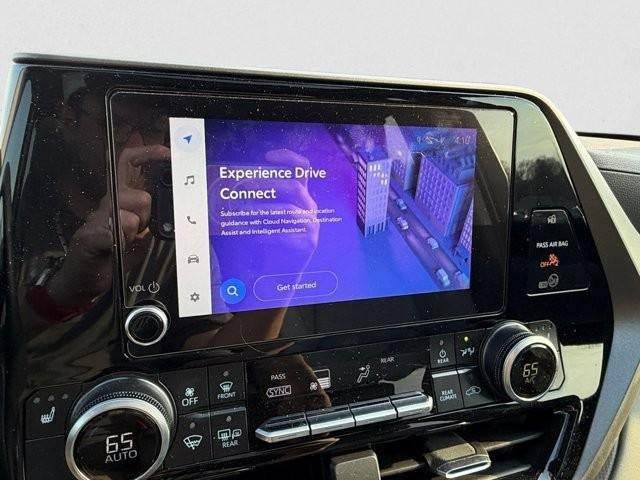 2025 Toyota Highlander XLE FWD (Natl)