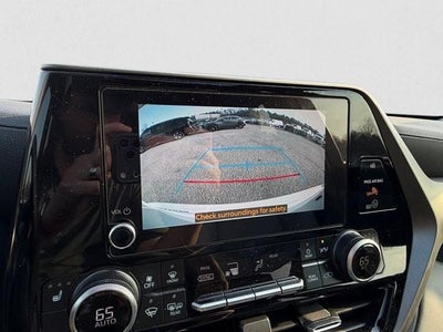 2025 Toyota Highlander XLE FWD (Natl)