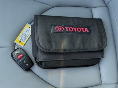 2025 Toyota Highlander XLE FWD (Natl)