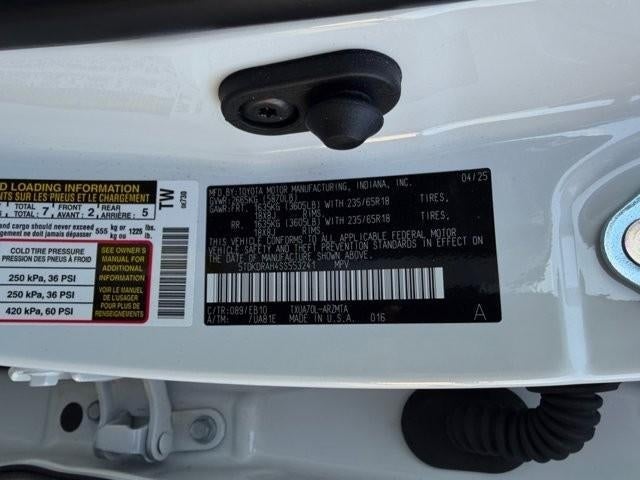 2025 Toyota Highlander XLE FWD (Natl)