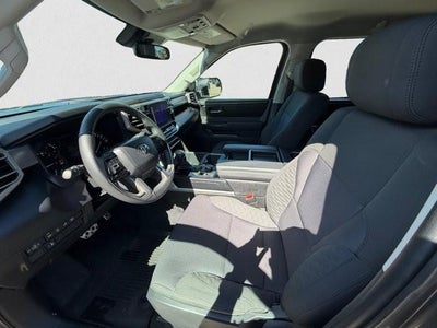 2024 Toyota Tundra 4WD 4WD SR5 CrewMax 5.5' Bed (SE)