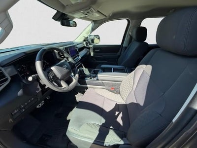 2024 Toyota Tundra 4WD 4WD SR5 CrewMax 5.5' Bed (SE)