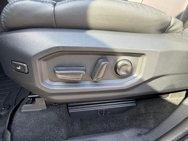 2025 Toyota Tundra 4WD 4WD Platinum Hybrid CrewMax 5.5' Bed (Natl)