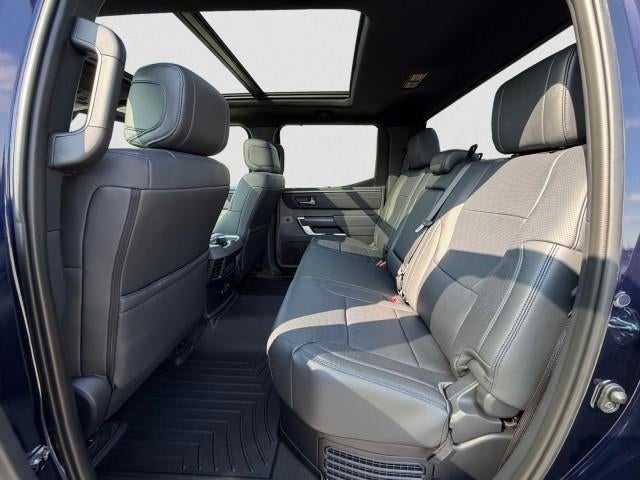 2025 Toyota Tundra 4WD 4WD Platinum Hybrid CrewMax 5.5' Bed (Natl)