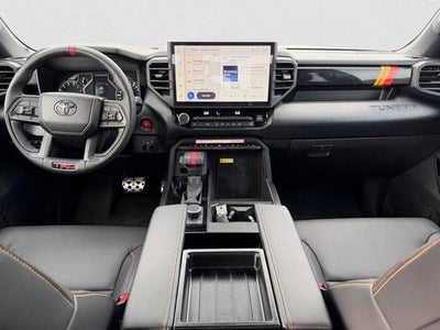 2025 Toyota Tundra 4WD 4WD SR5 CrewMax 5.5' Bed (Natl)