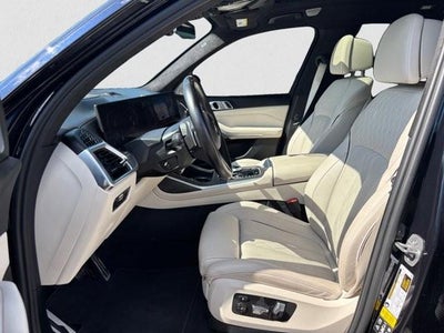 2023 BMW X7 xDrive40i Sports Activity Vehicle