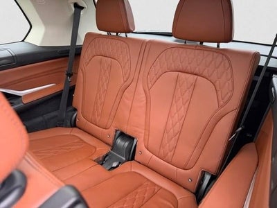 2022 BMW X7 xDrive40i Sports Activity Vehicle