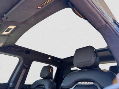 2024 Rivian R1T Adventure Dual-Motor Large Pack