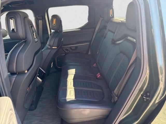 2024 Rivian R1T Adventure Dual-Motor Large Pack