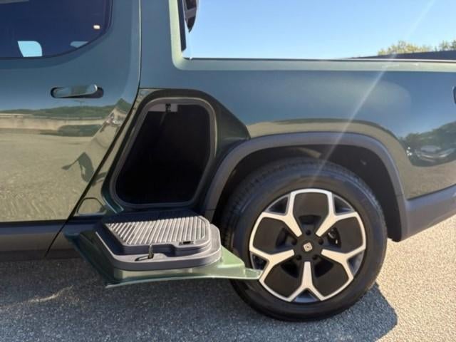 2024 Rivian R1T Adventure Dual-Motor Large Pack