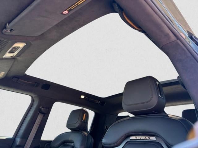 2024 Rivian R1T Adventure Dual-Motor Large Pack