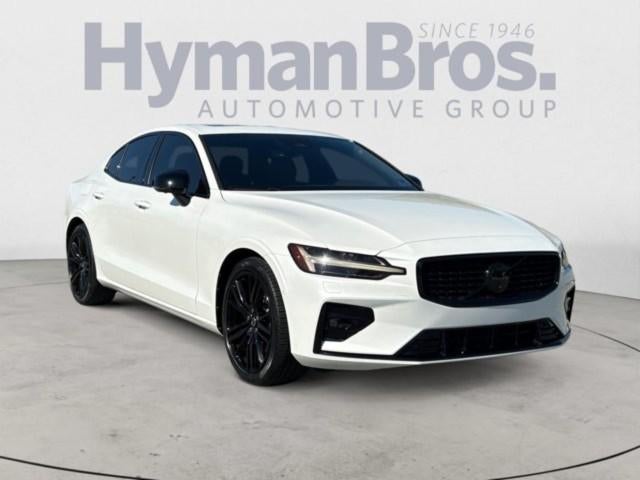2024 Volvo S60 B5 FWD Plus Black Edition