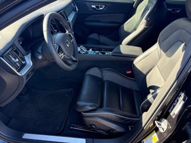 2024 Volvo S60 B5 FWD Plus Black Edition