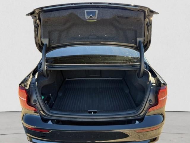2024 Volvo S60 B5 FWD Plus Black Edition