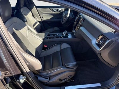 2024 Volvo S60 B5 FWD Plus Black Edition