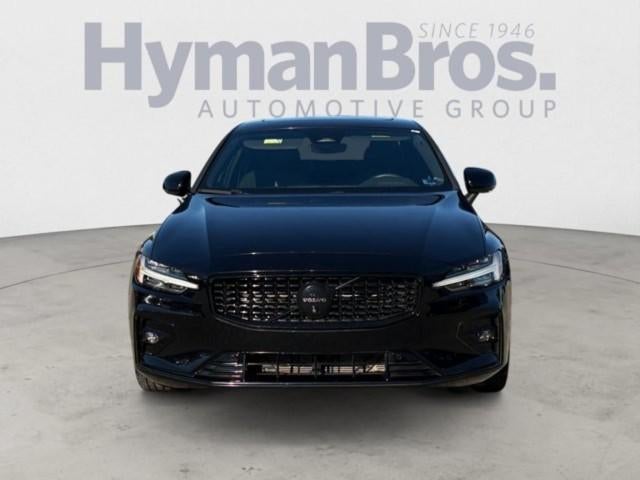 2024 Volvo S60 B5 FWD Plus Black Edition