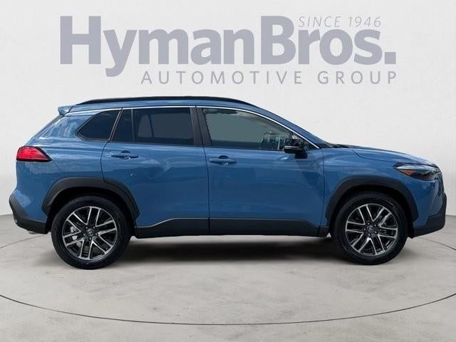 2026 Toyota Corolla Cross XLE 4WD (Natl)