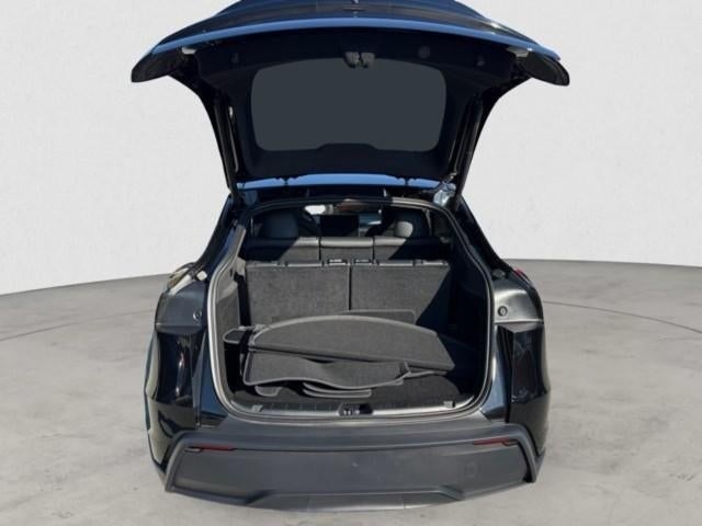 2026 Tesla Model Y Premium AWD