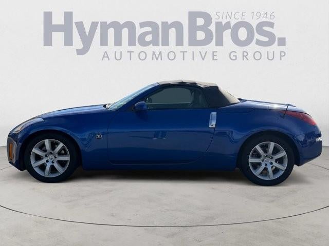 2005 Nissan 350Z 2dr Roadster Touring Manual