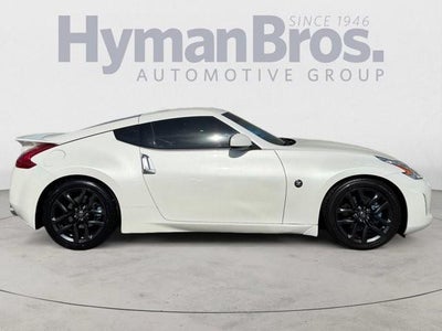 2017 Nissan 370Z Coupe Touring Auto