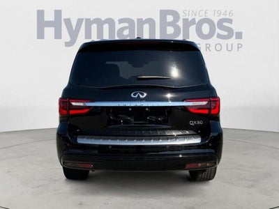 2022 INFINITI QX80 LUXE