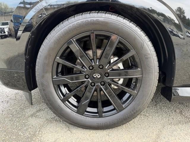 2025 INFINITI QX80 Luxe 4WD