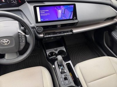 2023 Toyota Prius XLE AWD (Natl)