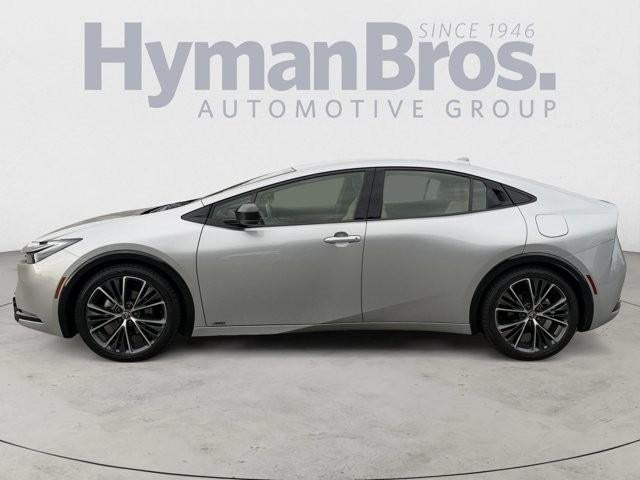 2023 Toyota Prius XLE AWD (Natl)