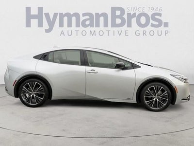 2023 Toyota Prius XLE AWD (Natl)