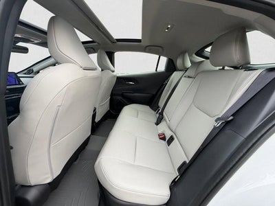 2024 Toyota Prius Limited AWD (Natl)