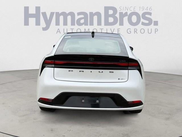 2024 Toyota Prius Limited AWD (Natl)