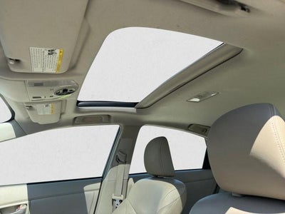2012 Toyota Prius 5dr HB Four (Natl)